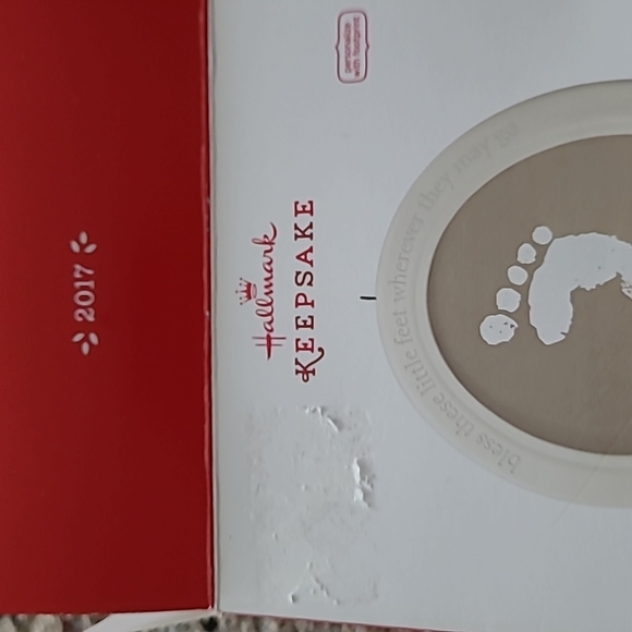 FINAL PRICE BUNDLE HALLMARK KEEPSAKE 2017, REALLY CUTE BOX WITH 2 ORNIMENTS - Picture 3 of 16